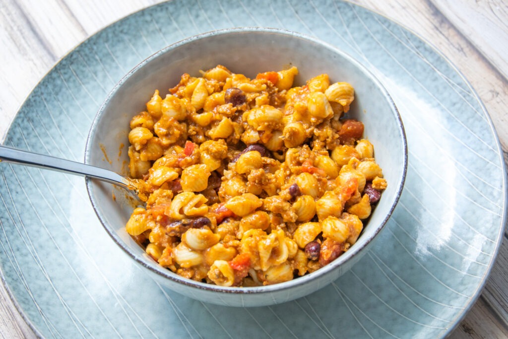 one pot cheesy turkey chili mac